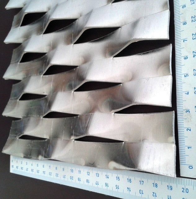 Streckmetall aus Aluminium ENAW1050H24 - TR 90x38 x 18 1.5x2000x1500